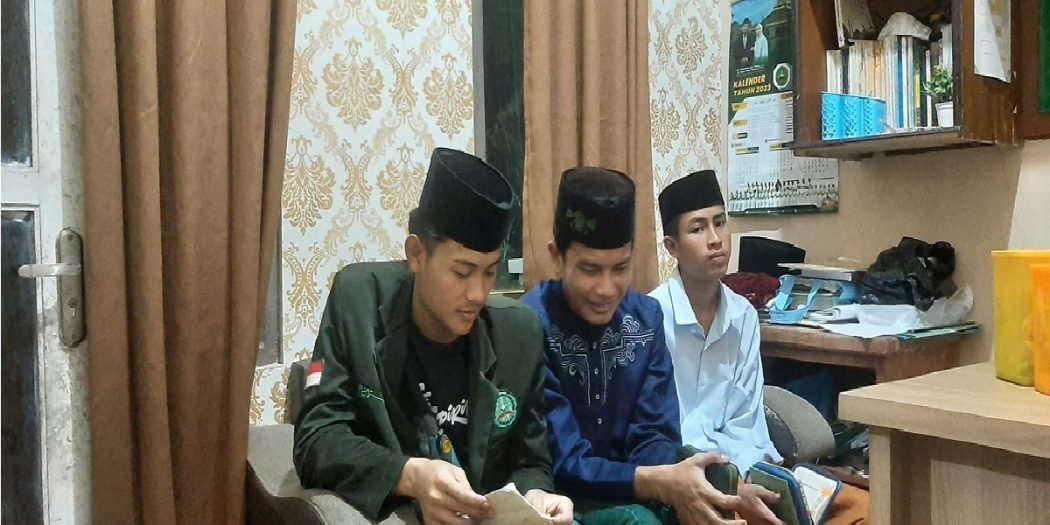 Ujian Praktek Tahfidz Al Quran Santri Akhir (Kelas 12 dan Kelas 9) di Ponpes Husnul Khotimah Tasikmalaya Tahun 2023: Meneladani Generasi Hafidz yang Diberkahi Allah