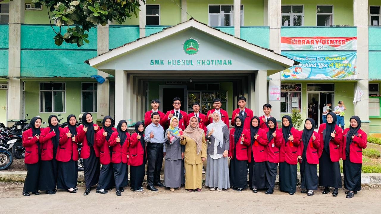 Galeri photo Pemberangkatan Peserta Prakerin SMK Husnul Khotimah Tahun 2024