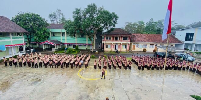 Selamat Hari Pramuka ke-64 Bersama Pondok Pesantren Husnul Khotimah